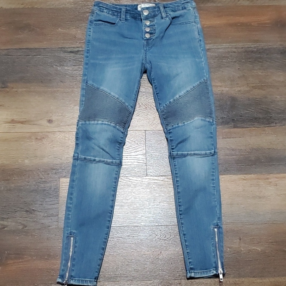 Free people moto skinny crop ankle zip button fly jeans